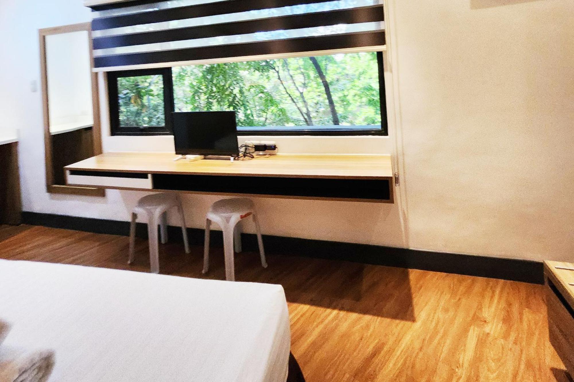 Boulevard Pension Hotel Cebu Bagian luar foto