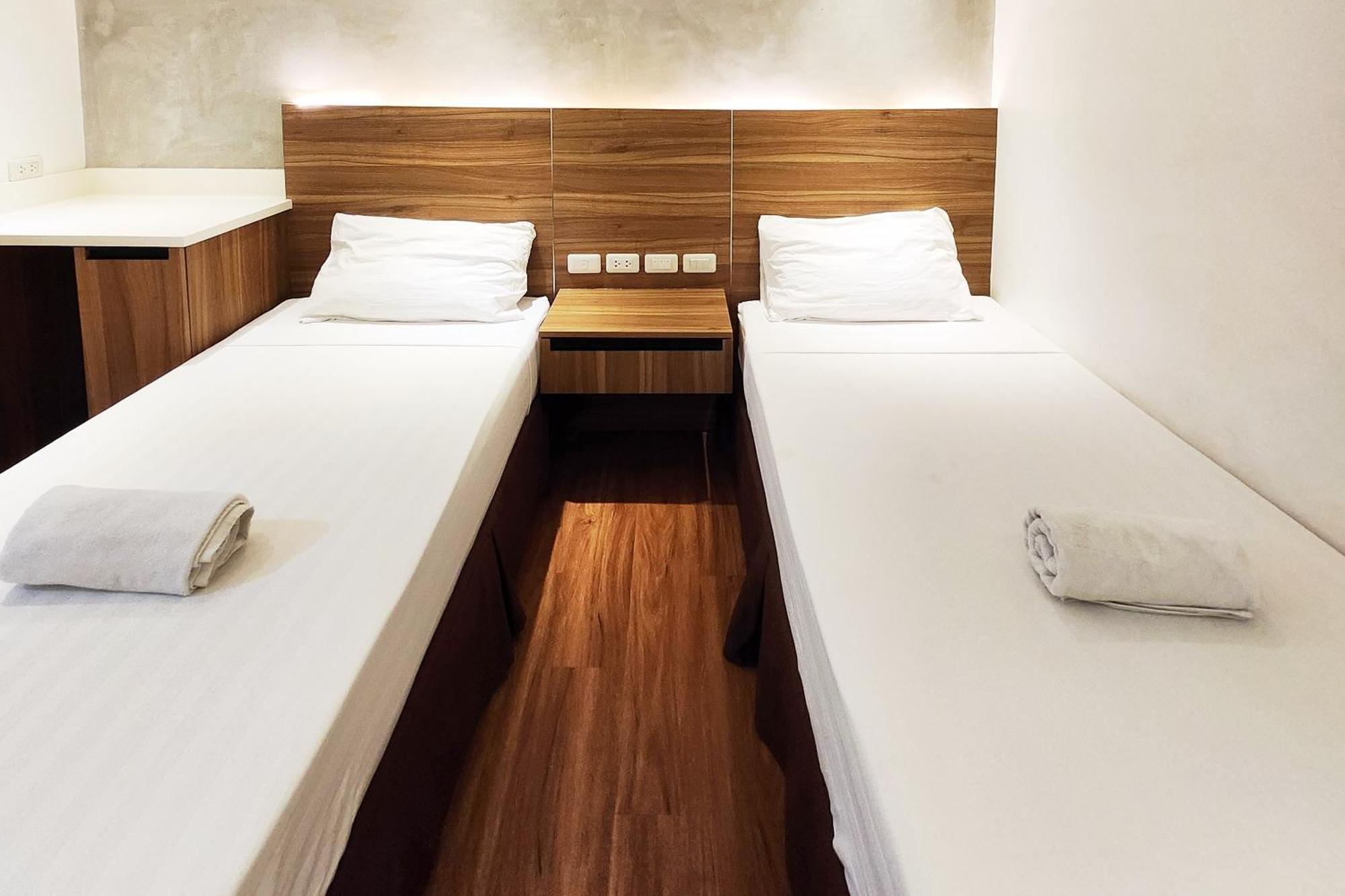 Boulevard Pension Hotel Cebu Bagian luar foto